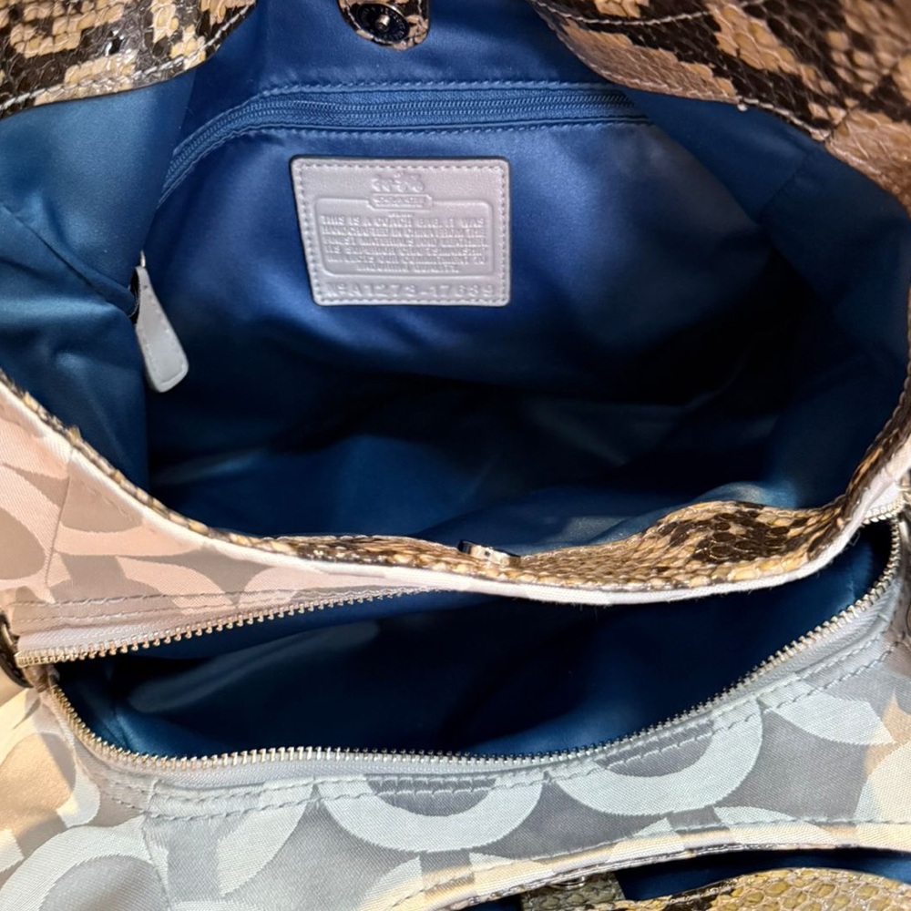‼️SOLD‼️Vintage Coach Madison Maggie Silver OpArt Signature Hobo Shoulder Bag - Picture 15 of 16